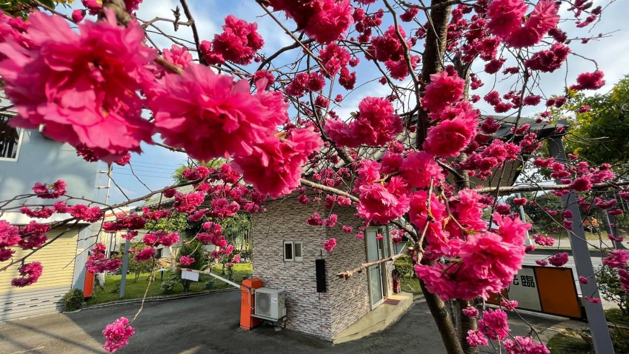 Hua Du Motel 지지 외부 사진